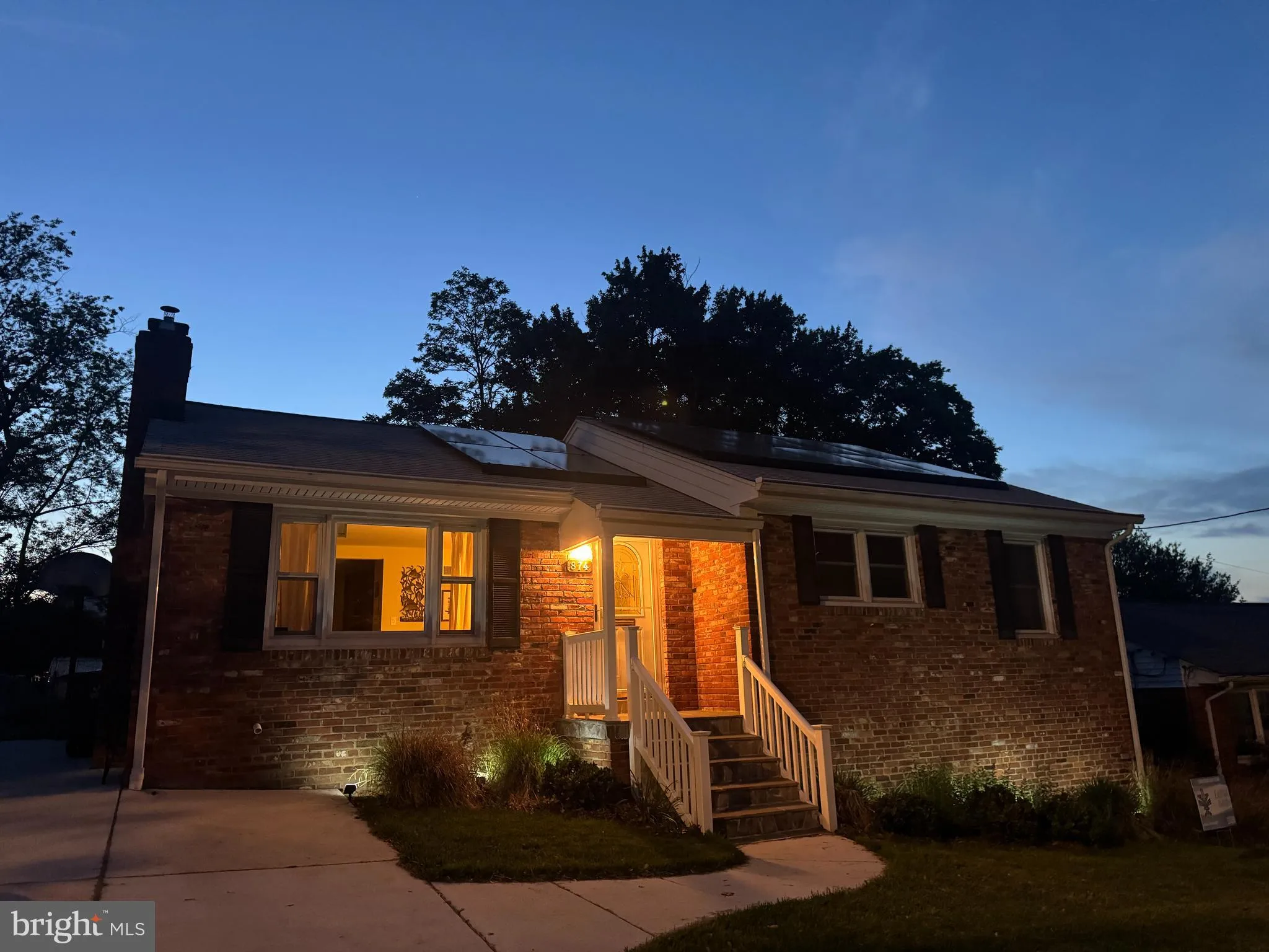 874 LEBANON STREET, Arlington, VA 22205