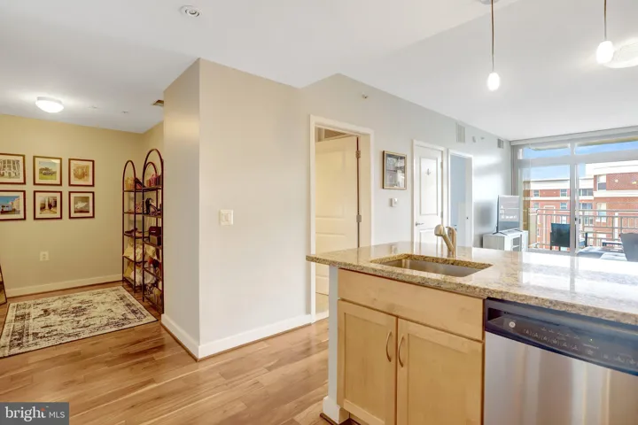 888 N Quincy Street, Arlington, VA 22203