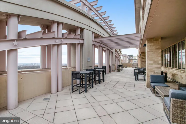 888 N Quincy Street, Arlington, VA 22203