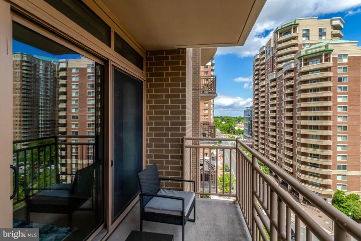 888 N Quincy Street, Arlington, VA 22203