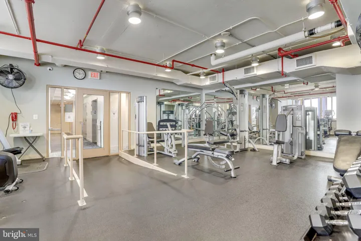 888 N Quincy Street, Arlington, VA 22203