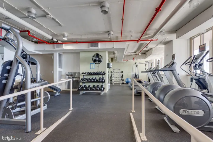 888 N Quincy Street, Arlington, VA 22203