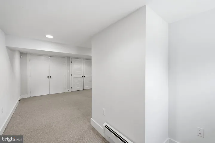 2211 R Street Se, Washington, DC 20020