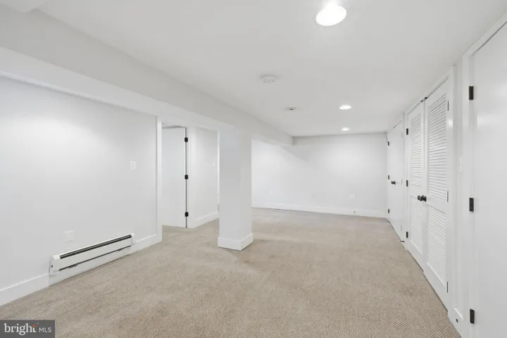 2211 R Street Se, Washington, DC 20020