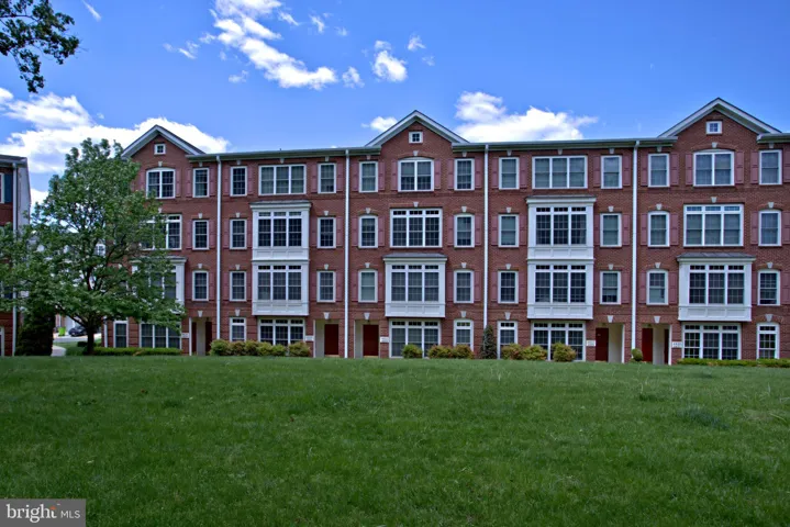 4633 Battenburg Lane, Fairfax, VA 22030