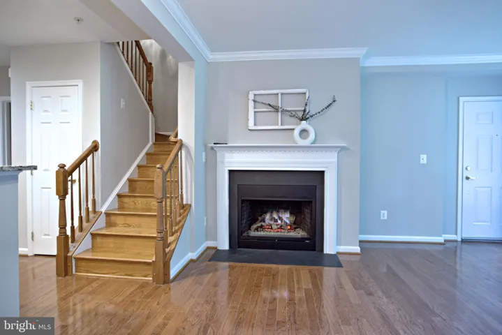 4633 Battenburg Lane, Fairfax, VA 22030