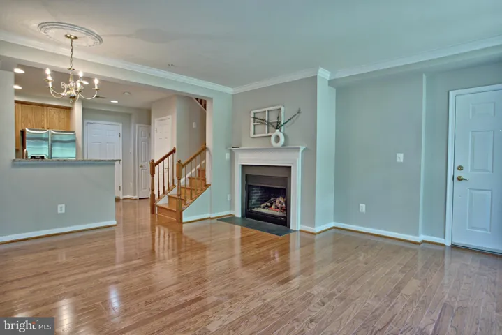 4633 Battenburg Lane, Fairfax, VA 22030