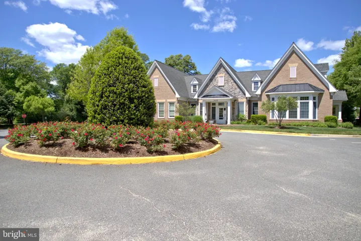 4633 Battenburg Lane, Fairfax, VA 22030
