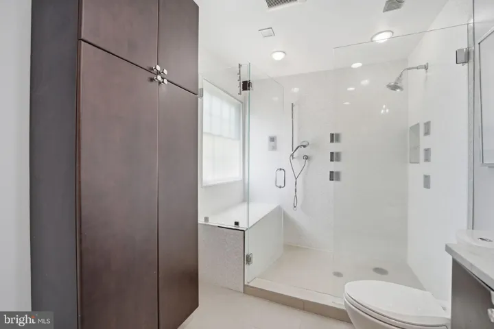 969 Spencer Road, Mclean, VA 22102