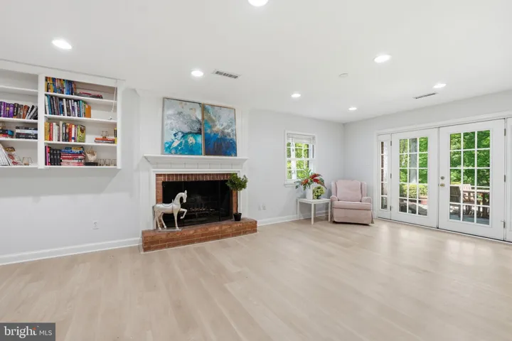969 Spencer Road, Mclean, VA 22102