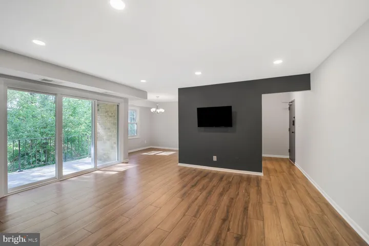 3860 Lyndhurst Drive, Fairfax, VA 22031
