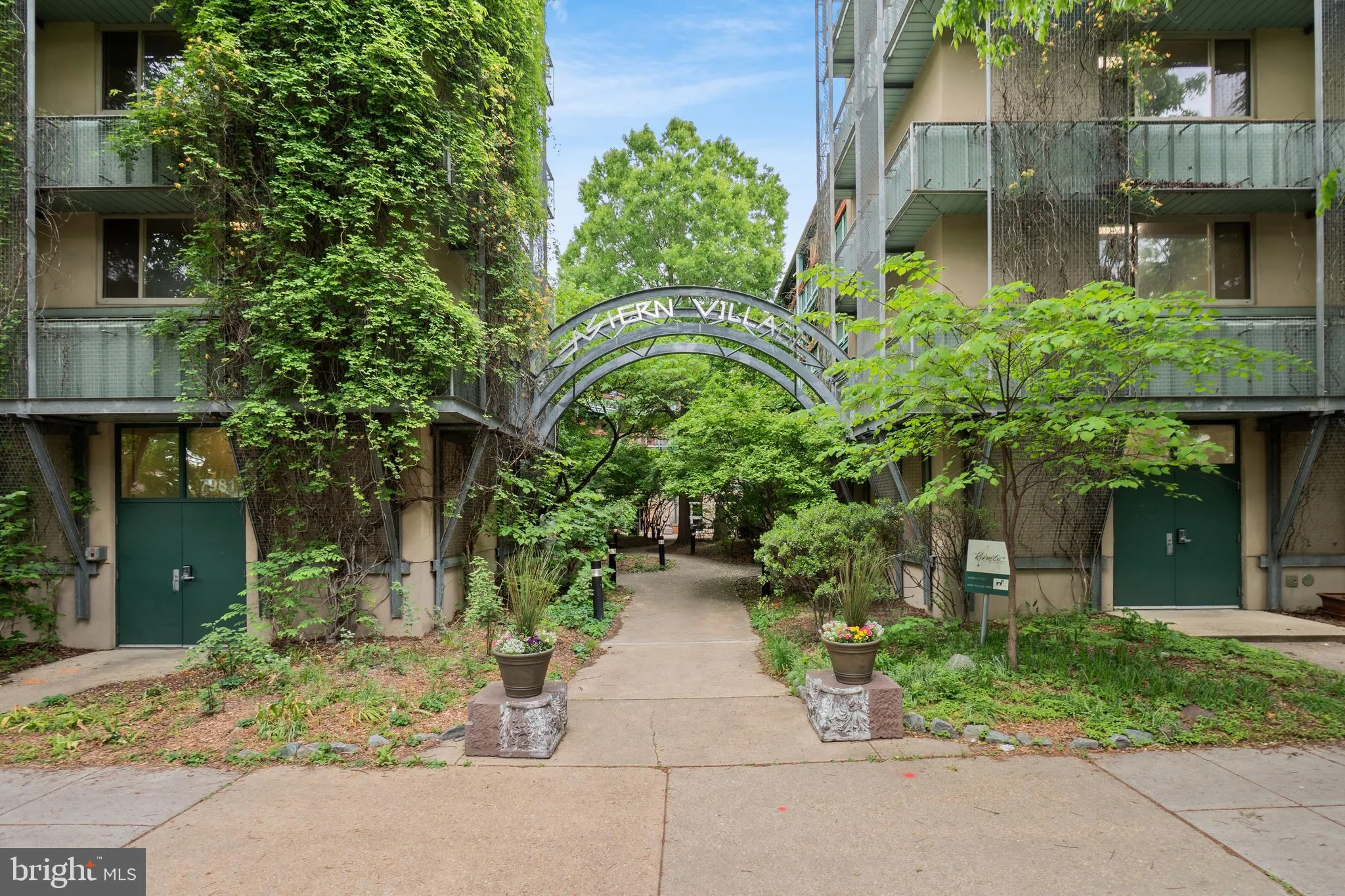7981 EASTERN AVENUE, Silver Spring, MD 20910