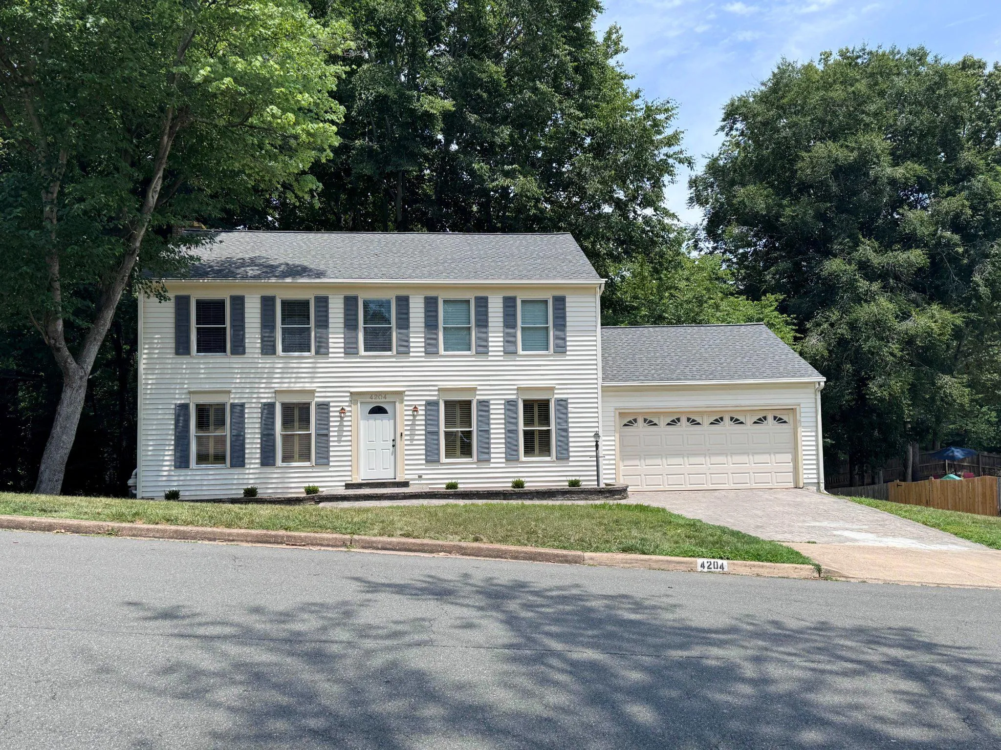 4204 AVON, Dumfries, VA 22025