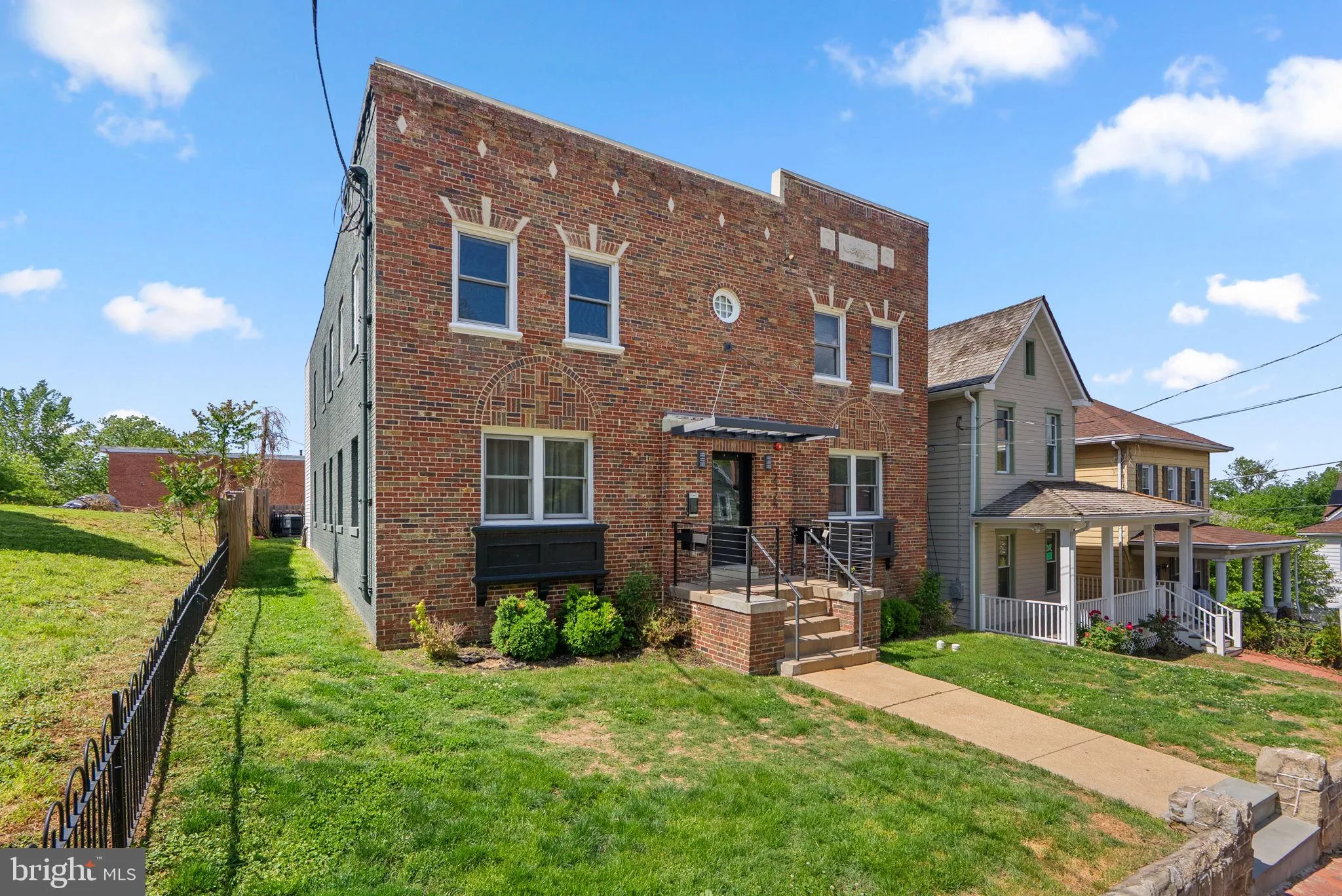2325 HIGH STREET, Washington, DC 20020