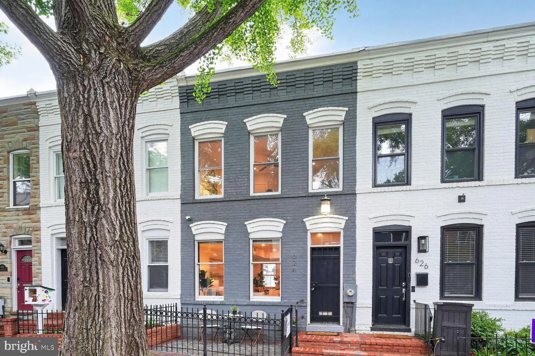 624 14TH PLACE, Washington, DC 20002