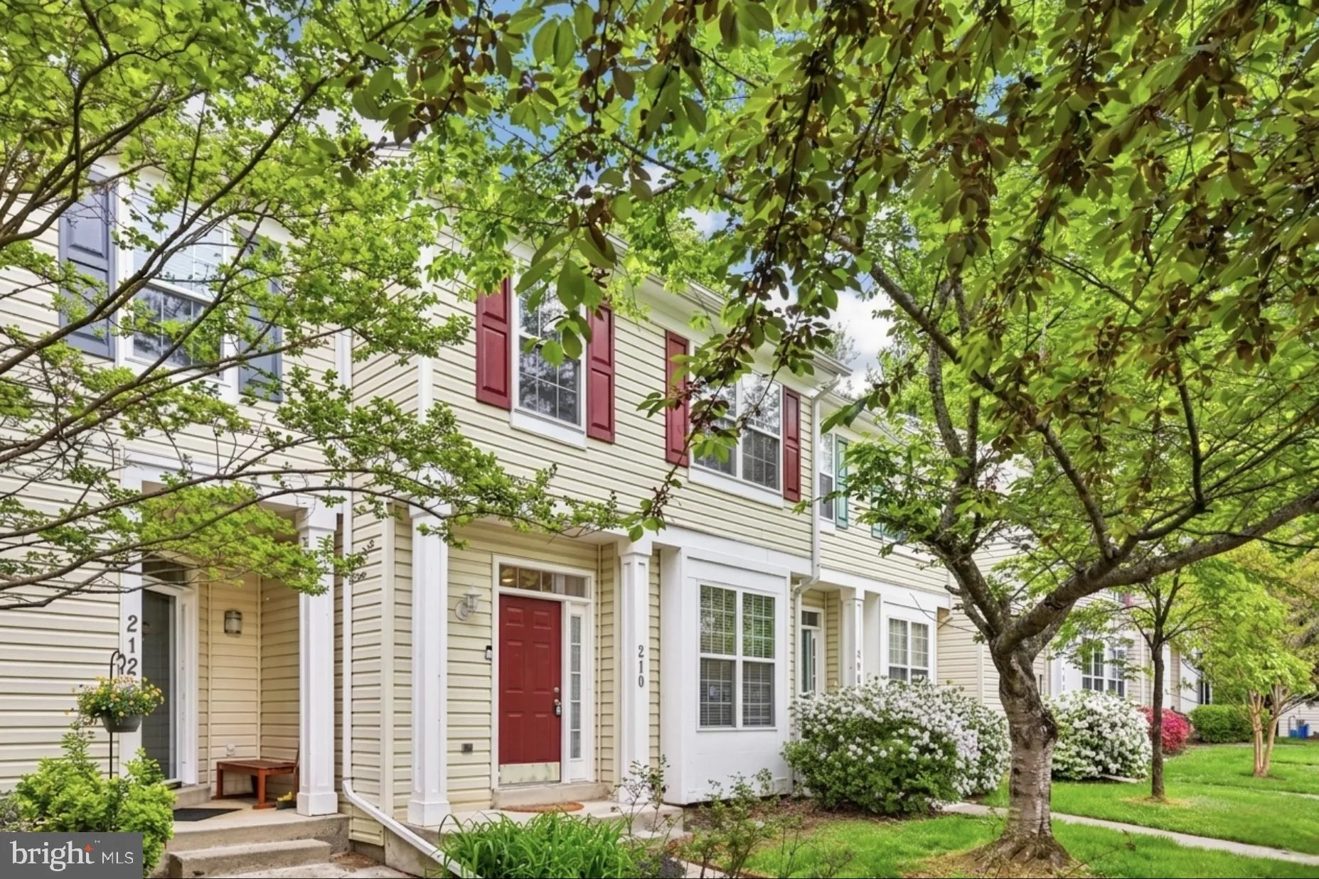 210 TWELVE OAKS DRIVE, Gaithersburg, MD 20878