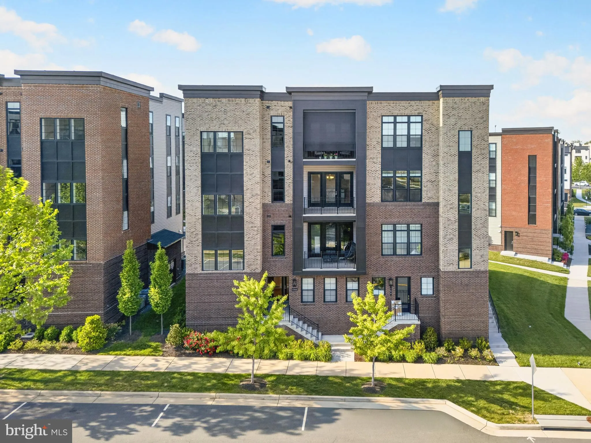 43446 CROSON LANE, Ashburn, VA 20148
