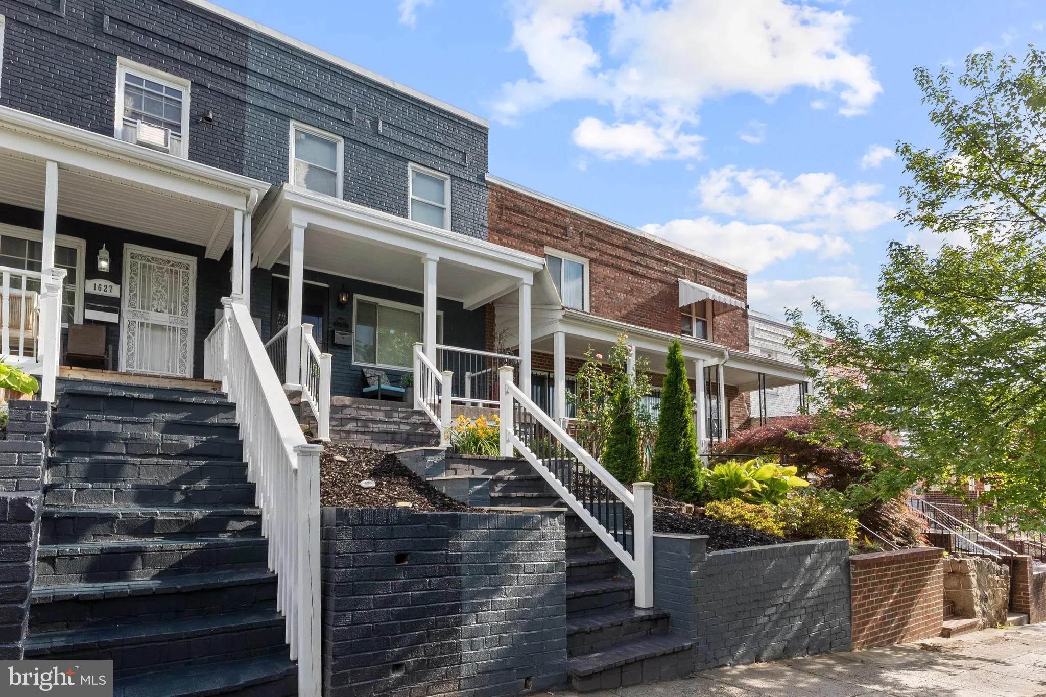 1625 LANG PLACE, Washington, DC 20002
