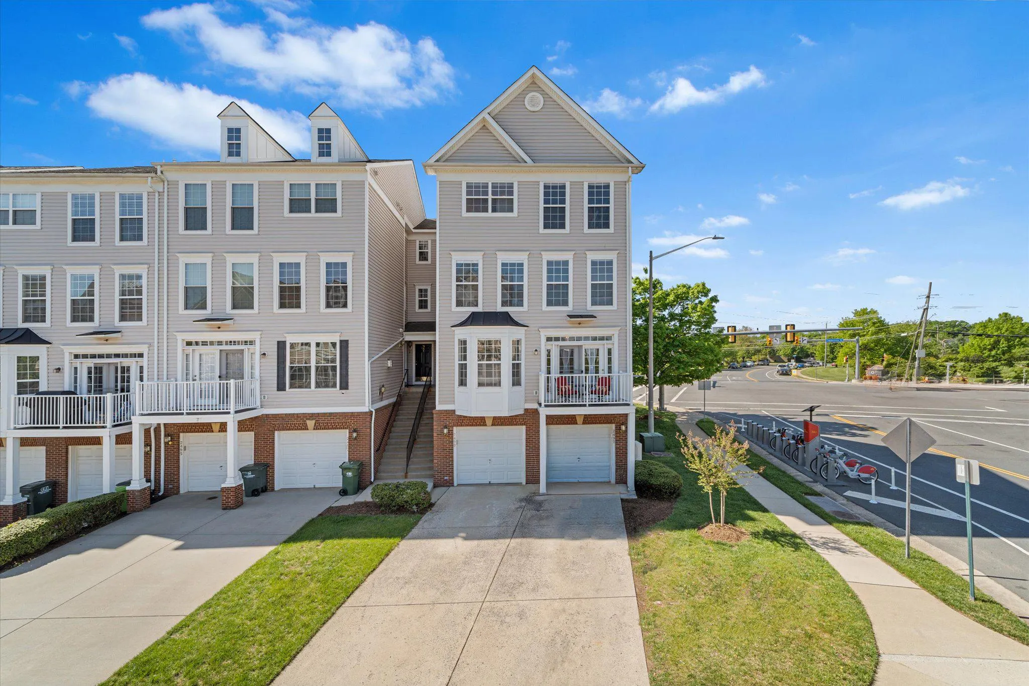 2499 CURIE, Herndon, VA 20171