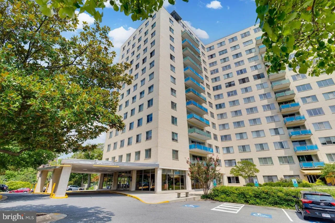 10201 GROSVENOR PLACE, Rockville, MD 20852