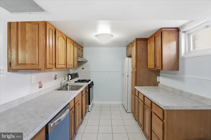 6718 Ruskin St, Springfield, Virginia 22150