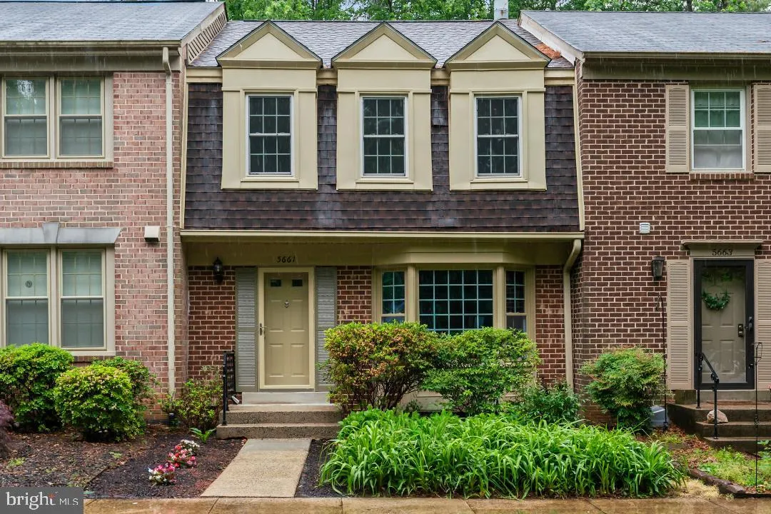 5661 CHELMSFORD COURT, Burke, VA 22015