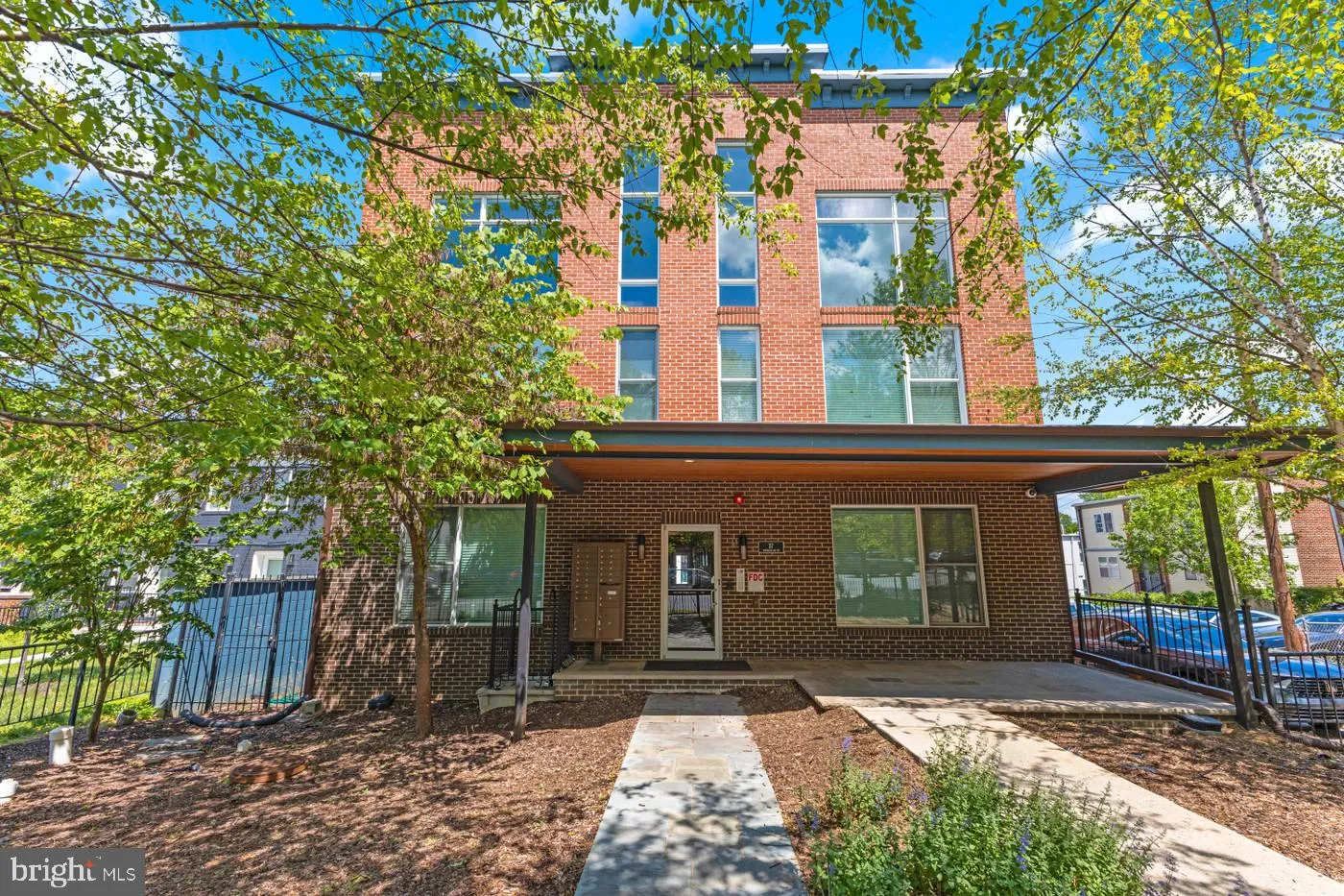 37 MISSOURI AVENUE, Washington, DC 20011