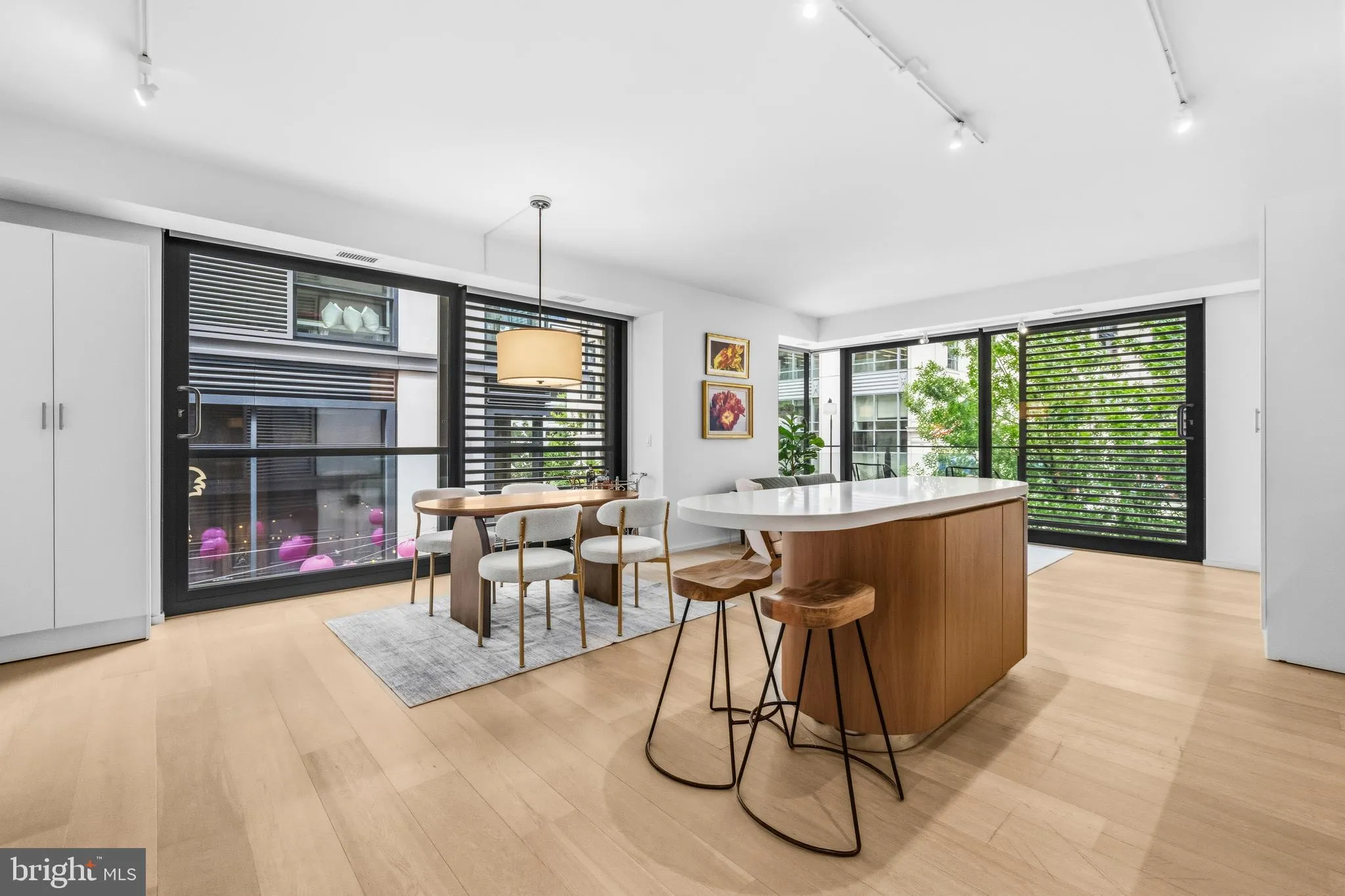 925 H STREET, Washington, DC 20001