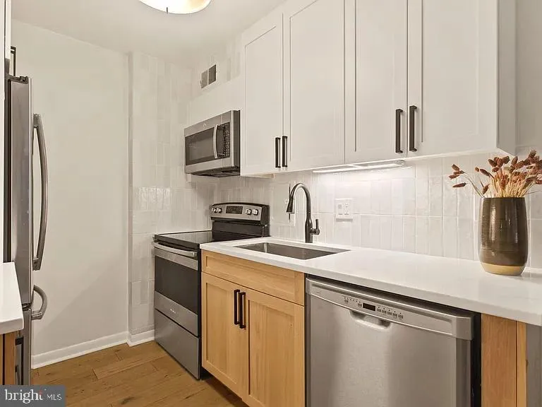 1718 P STREET, Washington, DC 20036