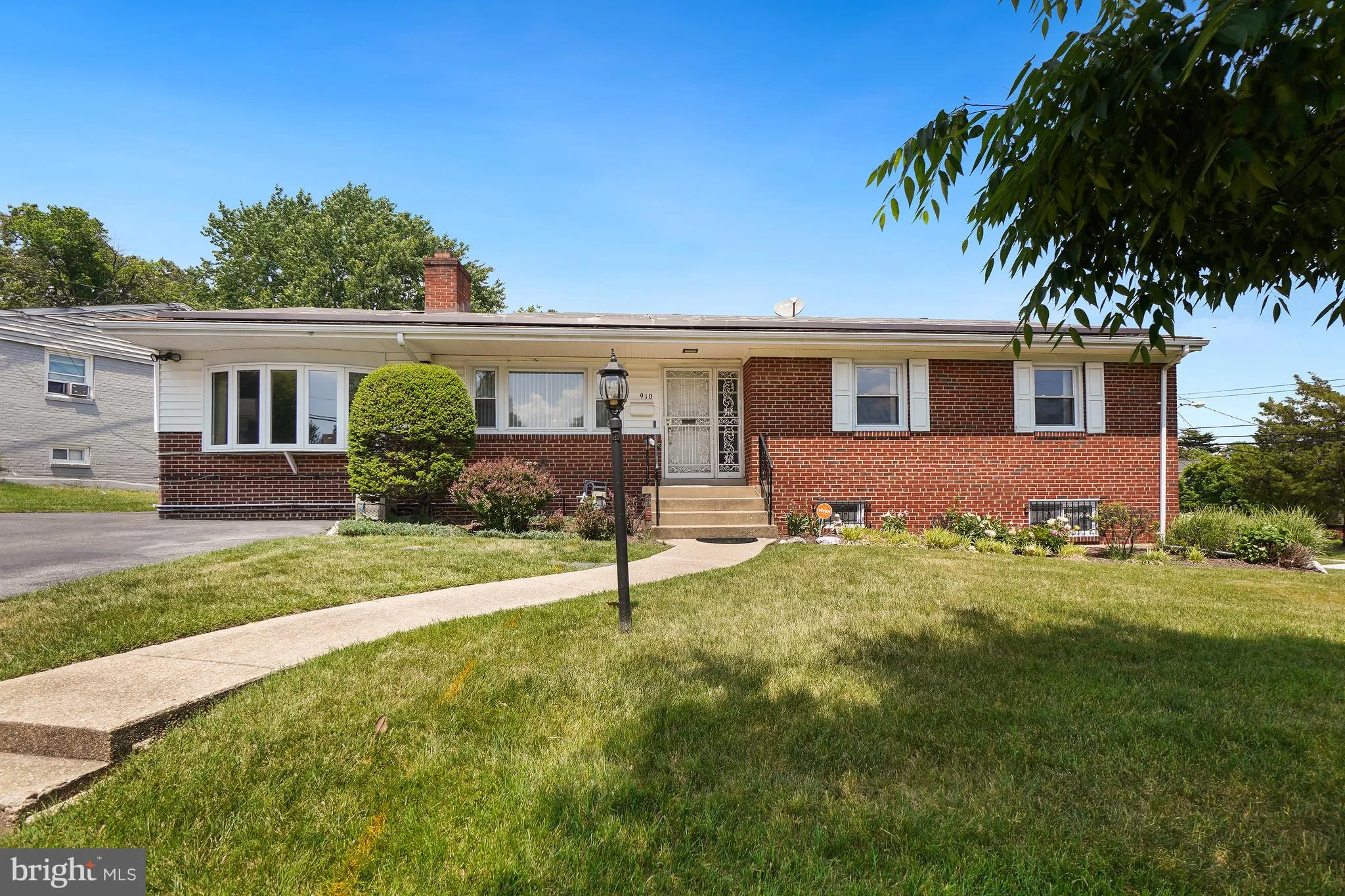 910 LURAY PLACE, Hyattsville, MD 20783