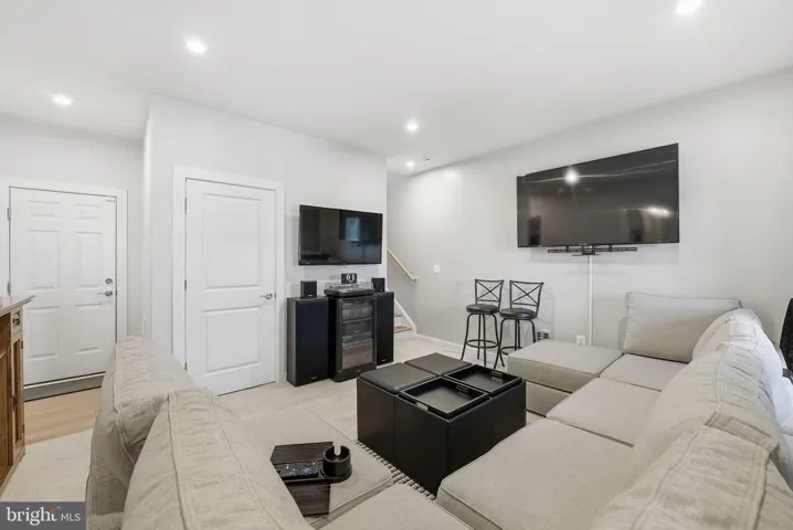 18359 Moss Garden Road, Dumfries, VA 22026
