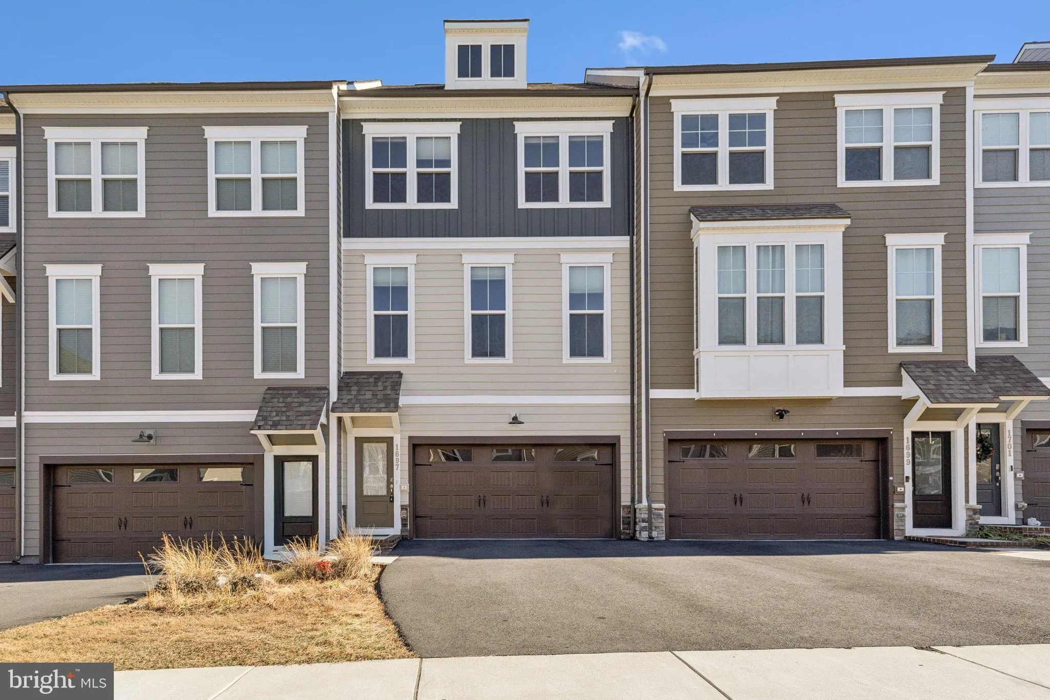1697 BEECH LEAF STREET, Dumfries, VA 22026