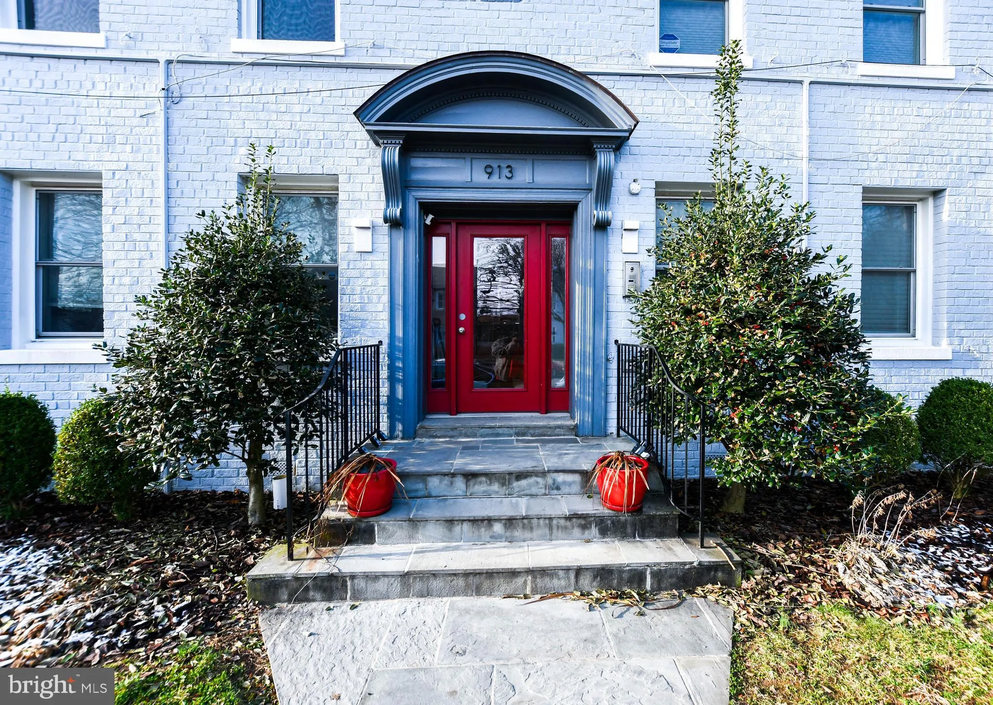 913 QUINCY STREET, Washington, DC 20017
