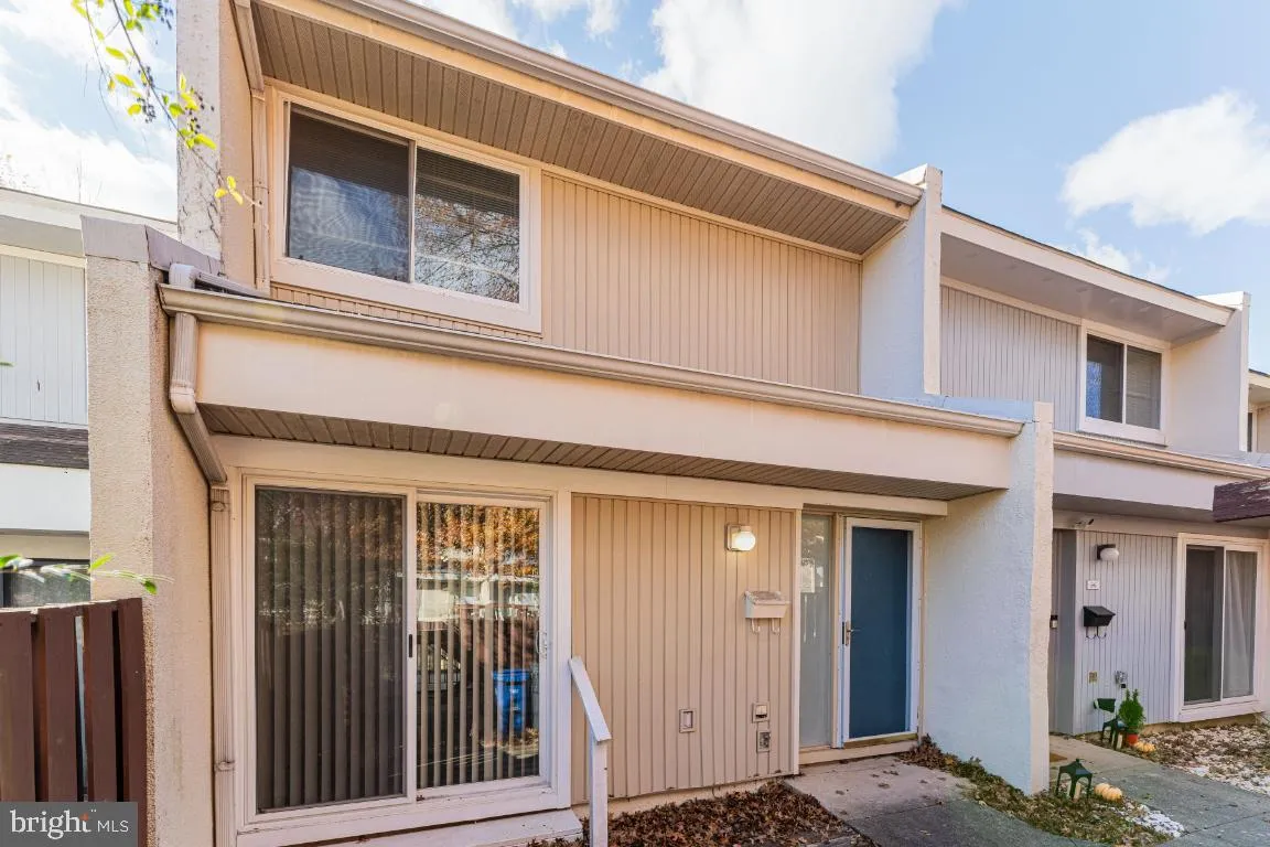 2442 SOUTHGATE SQUARE, Reston, VA 20191