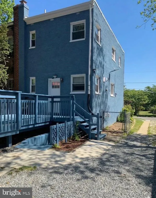 1821 LONGFELLOW STREET, Hyattsville, MD 20782
