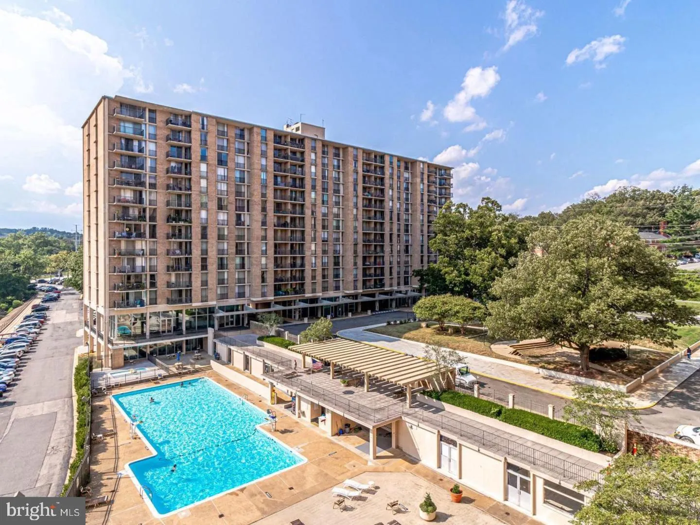 4500 FOUR MILE RUN DRIVE, Arlington, VA 22204