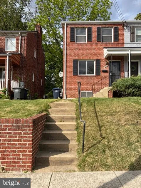 3024 M STREET, Washington, DC 20019