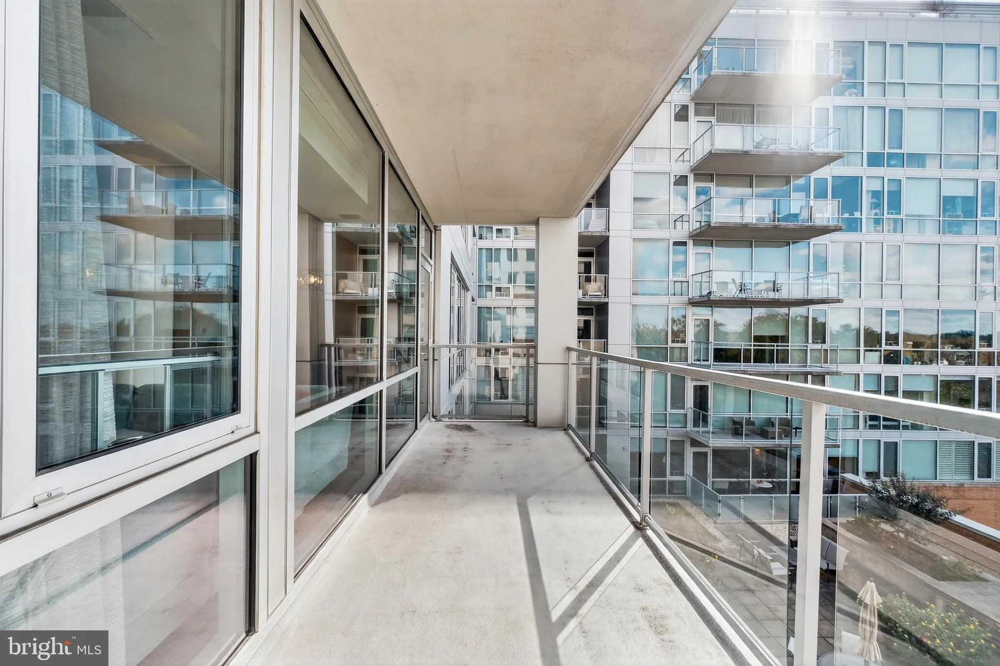 6820 WISCONSIN AVENUE, Bethesda, MD 20815