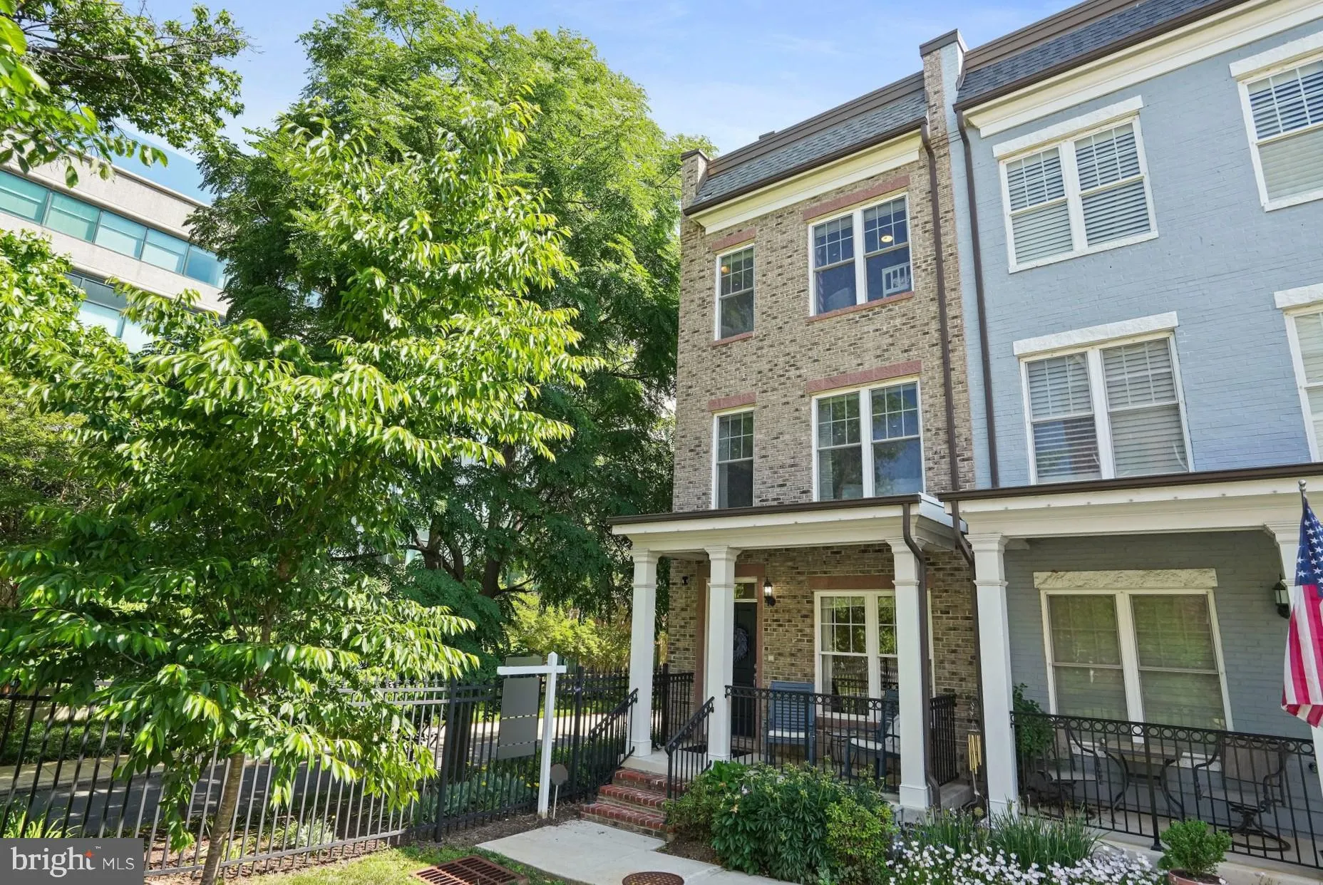 512 REGENT PLACE, Washington, DC 20017