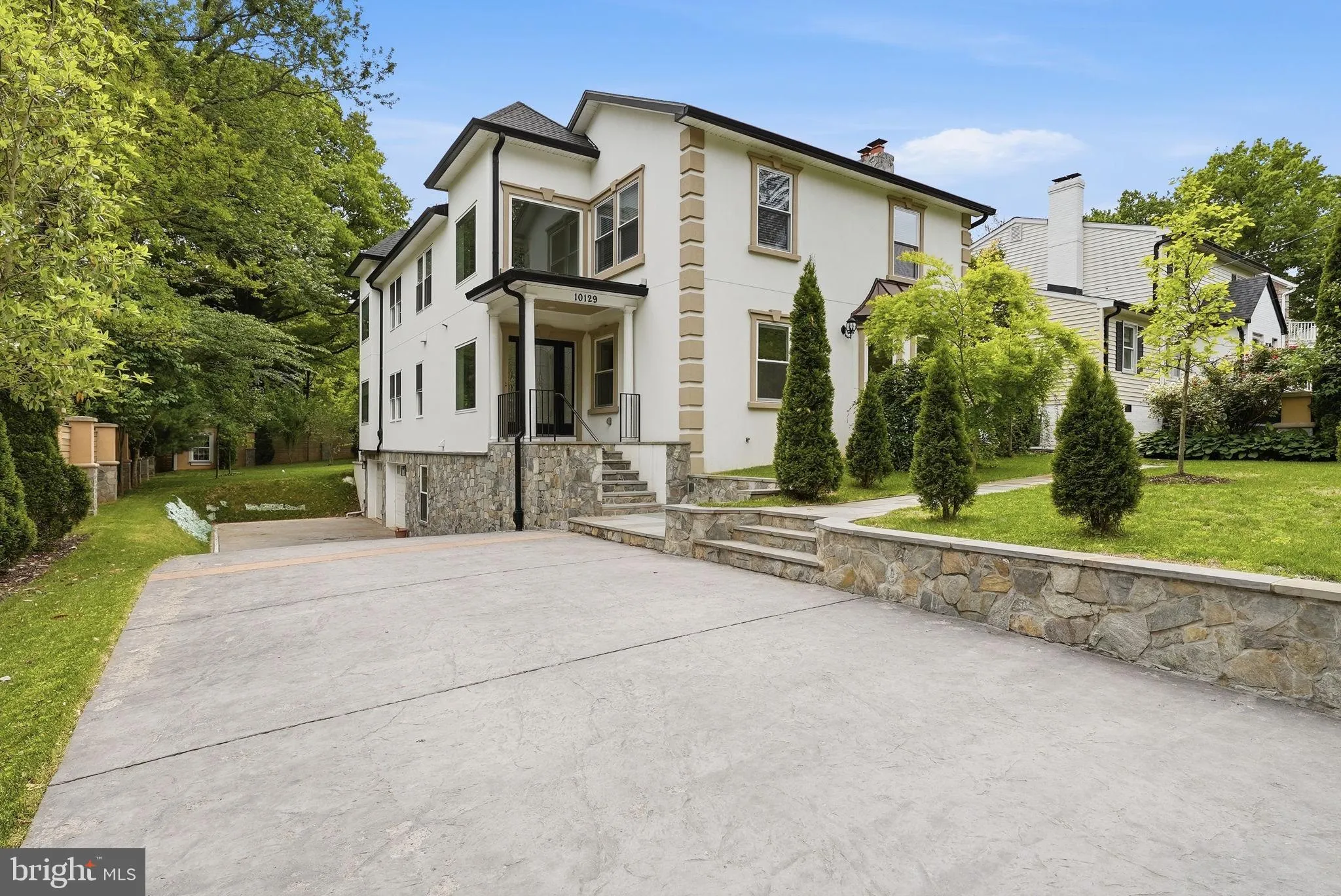 10129 DWIGHT AVENUE, Fairfax, VA 22032