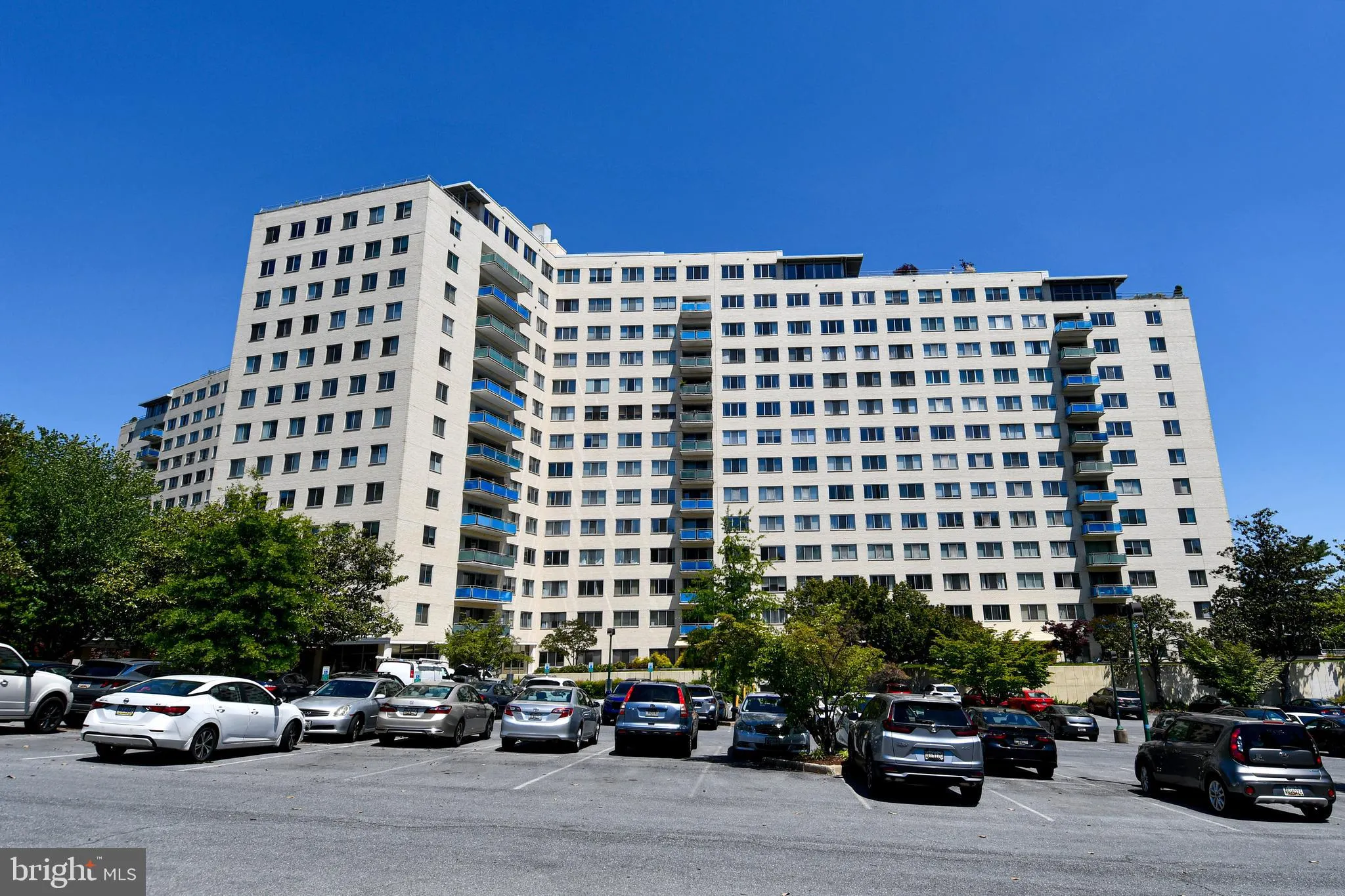 10201 GROSVENOR PLACE, Rockville, MD 20852