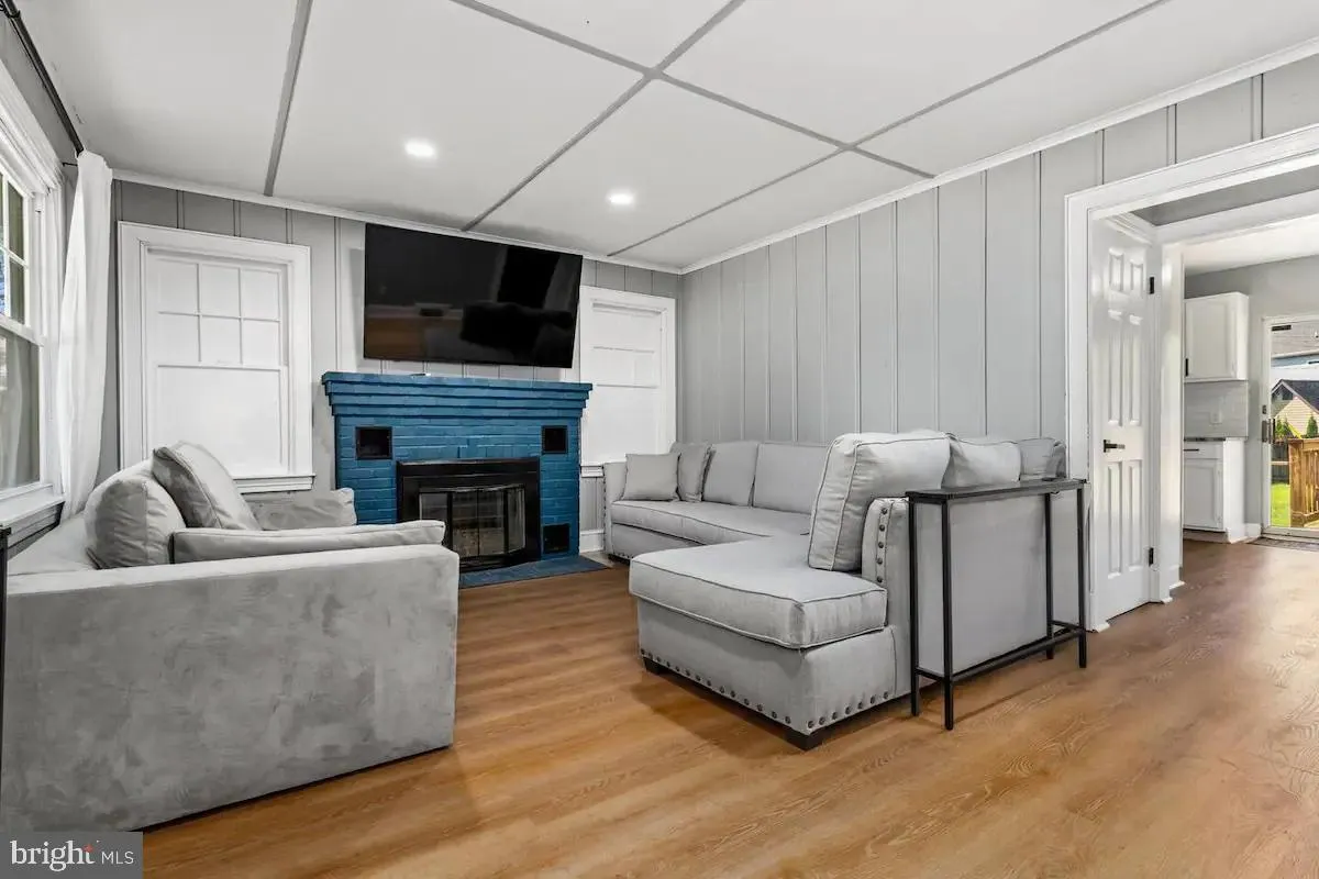 301 BEVERLEY PLACE, Edgewater, MD 21037
