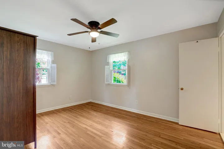 821 N Latham Street, Alexandria, VA 22304