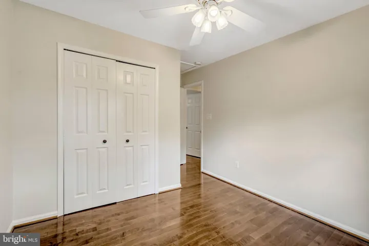 8304 Lindside Way, Springfield, VA 22153