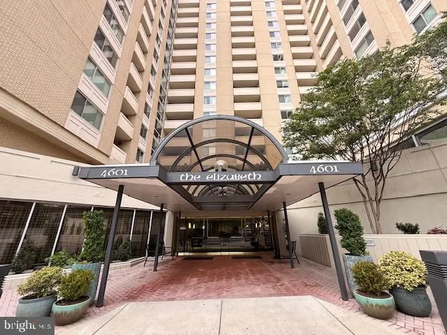 4601 PARK AVENUE, Chevy Chase, MD 20815