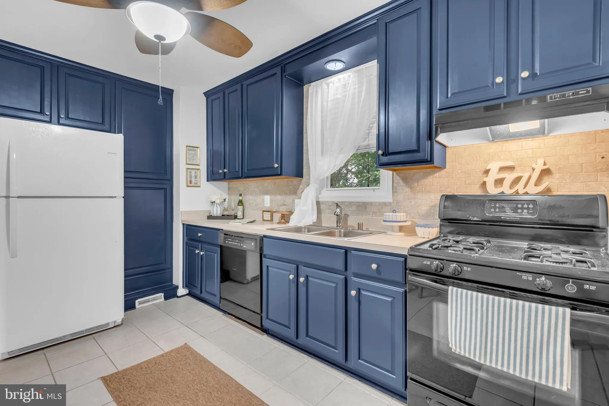 112 S 2ND AVENUE, Glen Burnie, MD 21061