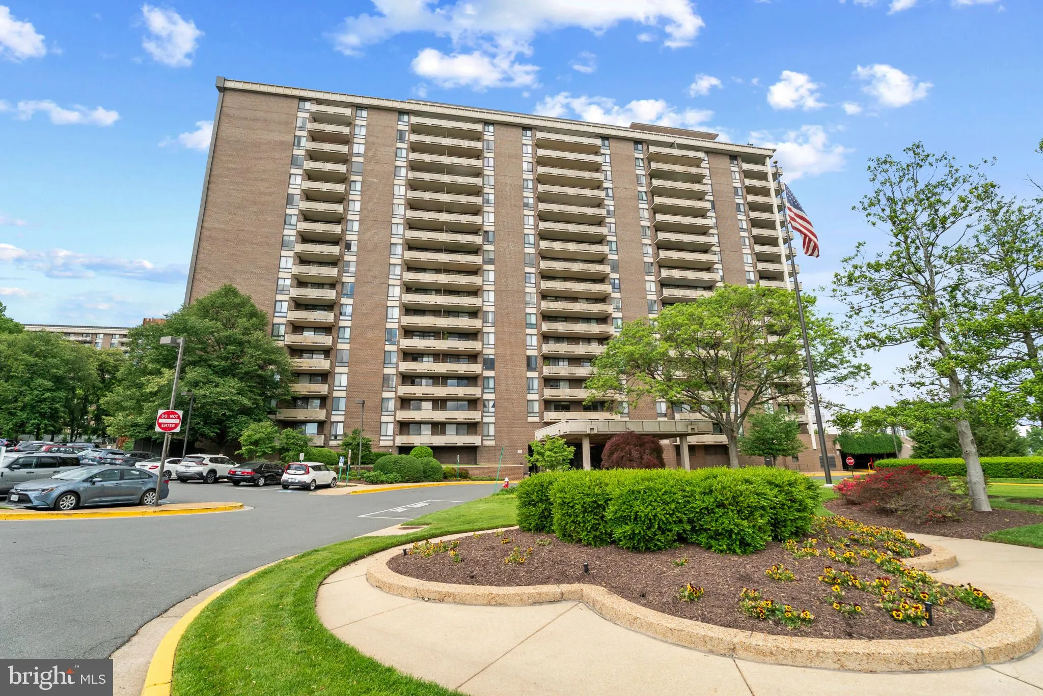 1800 OLD MEADOW ROAD, Mclean, VA 22102