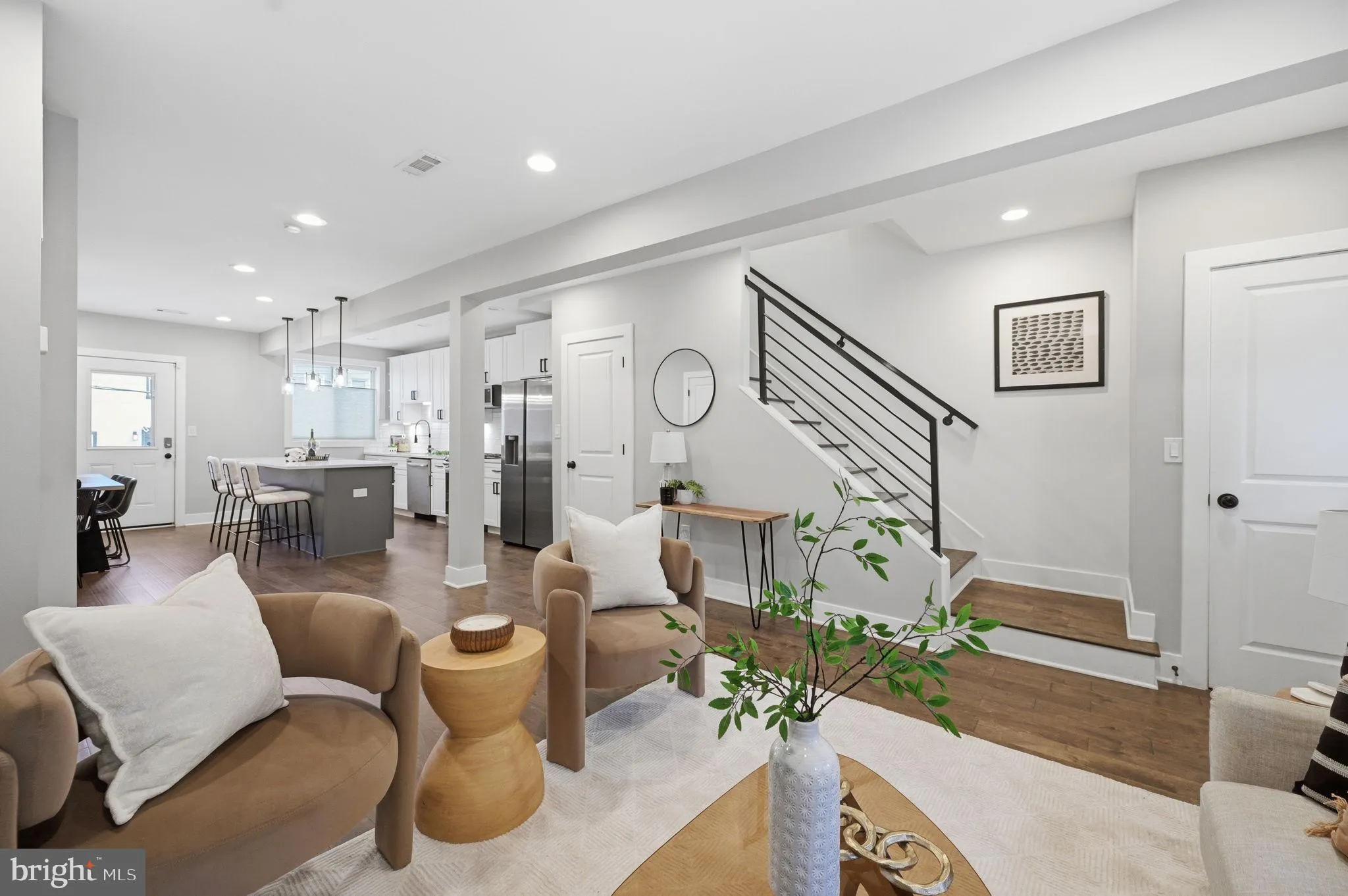 1325 STAPLES STREET, Washington, DC 20002