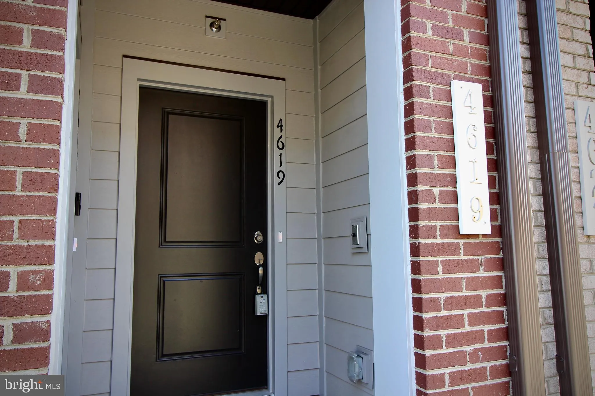 4619 OLIVINE DRIVE, Chantilly, VA 20151