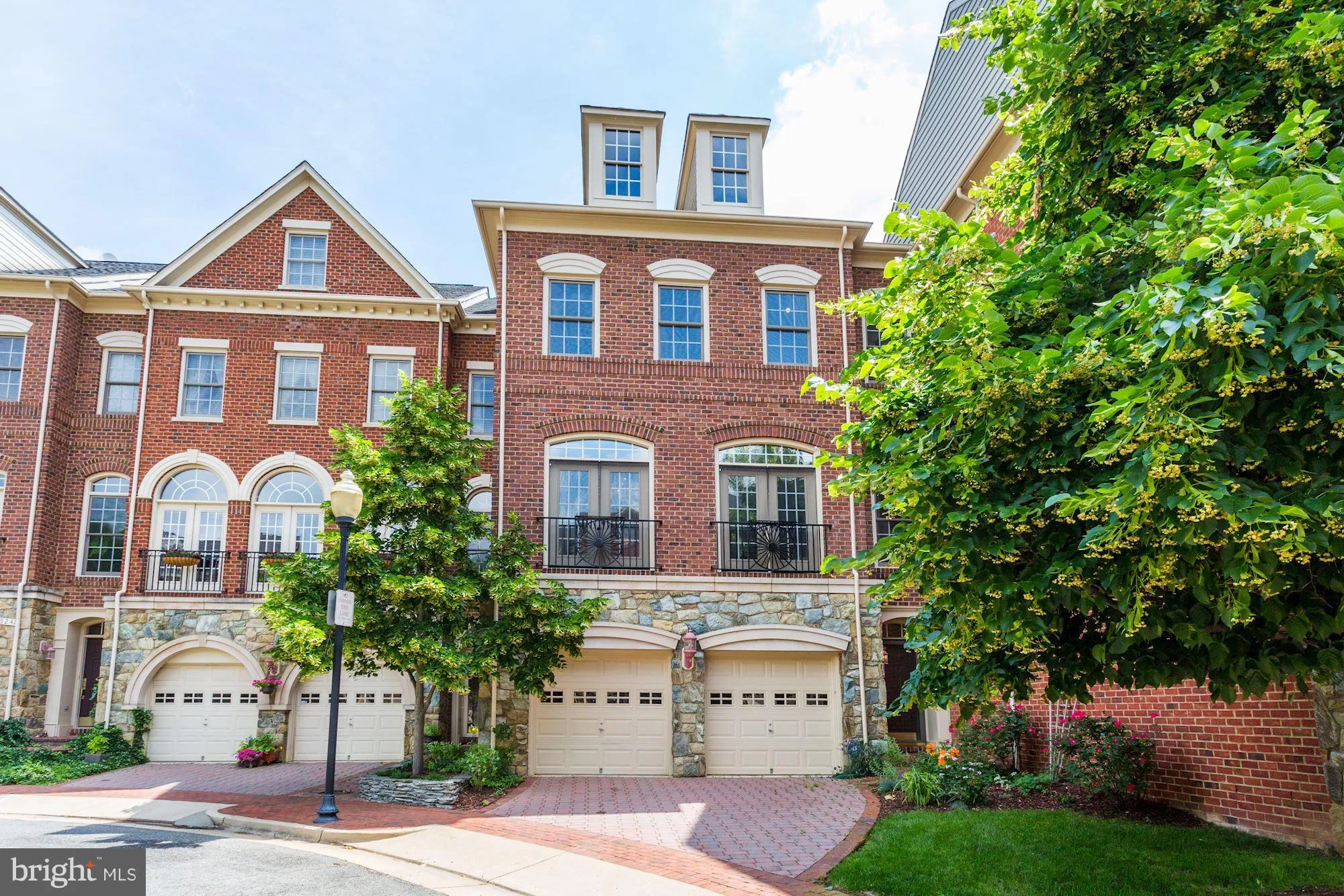 5237 BESSLEY PLACE, Alexandria, VA 22304